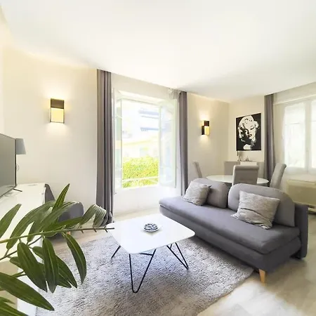 Moderne, Calme Et Bien Equipe, A 200m De La Διαμέρισμα