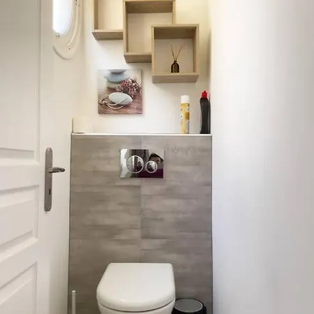 Moderne, Calme Et Bien Equipe, A 200m De La Appartement